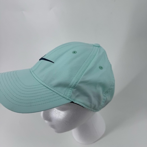 Nike Black and Green Legacy 91 flight weight Hat with Iconic Swoosh - Picture 3 of 6